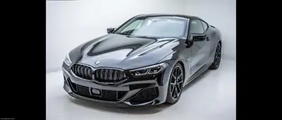 BMW M850i xDrive — Coupé sport 530 ch, prestations M exceptionnelles — vista esterna