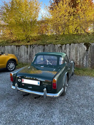 Triumph TR4A 1968 — Roadster britannique authentique, 76'000 km — Miniatura 8