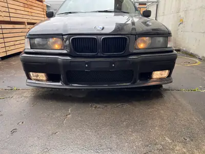 BMW 320i — Berline de prestige 1997, moteur 2.0L fiable et économe — Miniatura 12