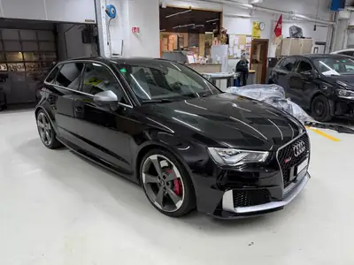 Audi RS3 2.5 TSI quattro — Berline sportive 367 ch, 150'000 km, sans accident — fianco