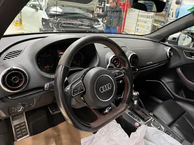 Audi RS3 2.5 TSI quattro — Berline sportive 367 ch, 150'000 km, sans accident — dettaglio