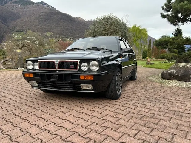 Lancia Delta HF Integrale ABS 1990 — Légende des rallyes, homologuée collection 2026