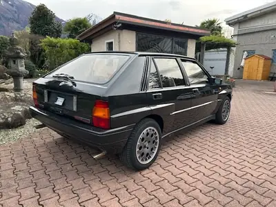 Lancia Delta HF Integrale ABS 1990 — Légende des rallyes, homologuée collection 2026 — intérieur