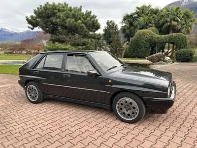 Lancia Delta HF Integrale ABS 1990 — Légende des rallyes, homologuée collection 2026 — Miniature 7