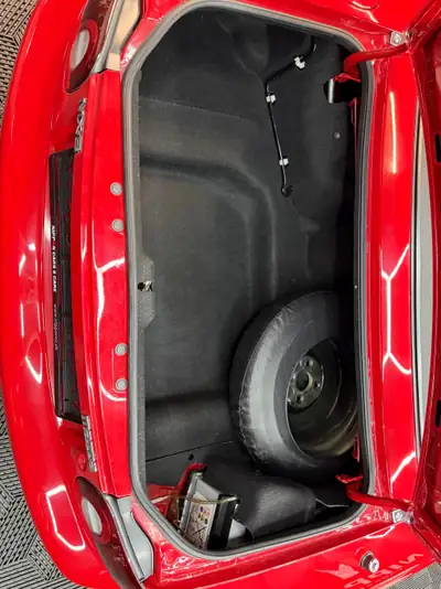 Mazda MX-5 1.8i-16 1995 — Roadster légendaire en état de collection, kilométrage préservé — Thumbnail 11