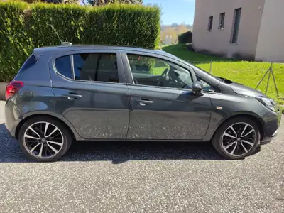 Opel Corsa 1.3 CDTI 75 cv — Citadine économe, 5 portes, gris métallisé — vista esterna