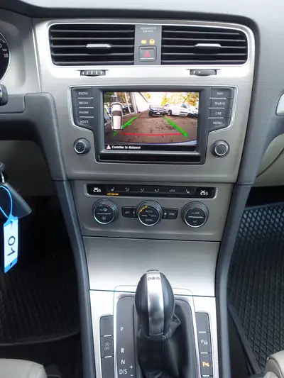 VW Golf 1.2 TSI Comfortline — Citadine fiable, entretien suivi, excellente cote — Thumbnail 9