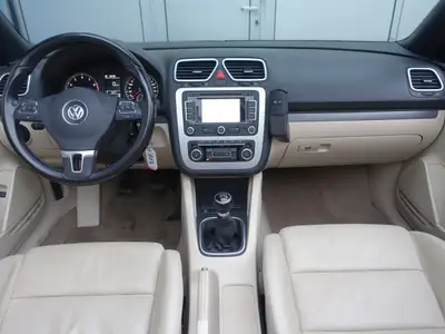 VW Eos 1.4 TSI — Cabriolet élégant, motorisation performante et consommation maîtrisée — Thumbnail 12