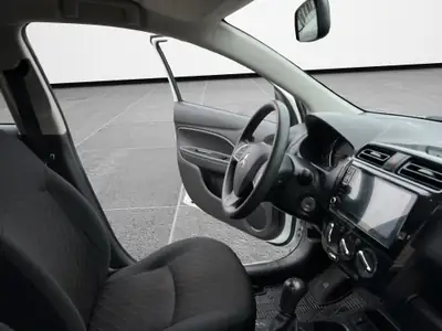 Mitsubishi Space Star 1.2 Inform 2023 — Citadine économique, 1ère main, entretien complet — Miniature 15