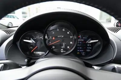 Porsche 718 Cayman GTS 4.0 — 400 ch purs, moteur atmosphérique légendaire — Thumbnail 16