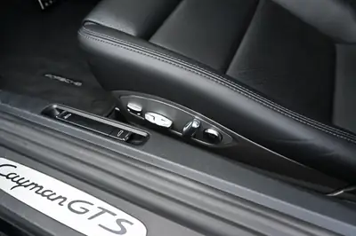 Porsche 718 Cayman GTS 4.0 — 400 ch purs, moteur atmosphérique légendaire — Thumbnail 21