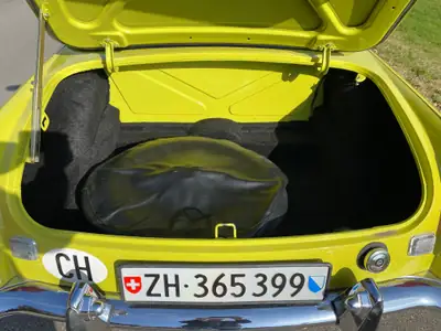 MG MGB Cabriolet 1974 — Classique britannique jaune, moteur 1800 cc authentique — Miniatura 7