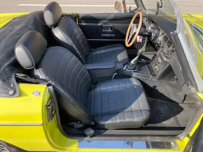 MG MGB Cabriolet 1974 — Classique britannique jaune, moteur 1800 cc authentique — Miniatura 13