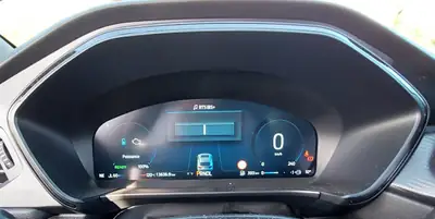 Ford Kuga 2.5 FHEV ST-Line X 4WD — SUV hybride essence, seulement 16'000 km — Thumbnail 11