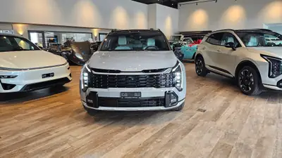 Kia Sportage 1.6T-GDi PHEV GT-Line 4x4 — Hybride rechargeable performant, ultra-faible kilométrage — rear view