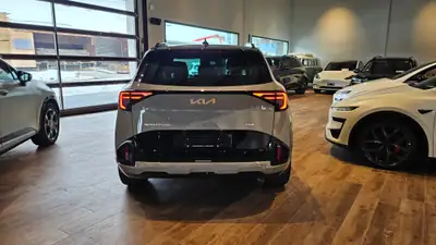 Kia Sportage 1.6T-GDi PHEV GT-Line 4x4 — Hybride rechargeable performant, ultra-faible kilométrage — Thumbnail 11