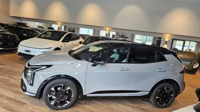 Kia Sportage 1.6T-GDi PHEV GT-Line 4x4 — Hybride rechargeable performant, ultra-faible kilométrage — Thumbnail 15