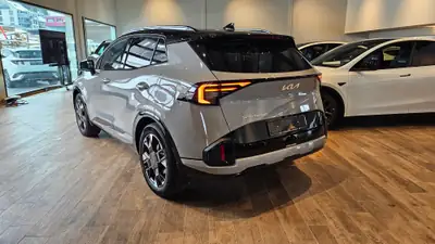 Kia Sportage 1.6T-GDi PHEV GT-Line 4x4 — Hybride rechargeable performant, ultra-faible kilométrage — Thumbnail 13
