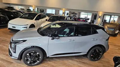 Kia Sportage 1.6T-GDi PHEV GT-Line 4x4 — Hybride rechargeable performant, ultra-faible kilométrage — Thumbnail 16
