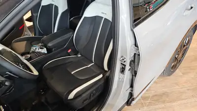 Kia Sportage 1.6T-GDi PHEV GT-Line 4x4 — Hybride rechargeable performant, ultra-faible kilométrage — Thumbnail 26