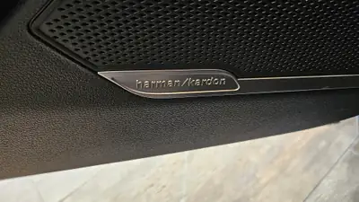 Kia Sportage 1.6T-GDi PHEV GT-Line 4x4 — Hybride rechargeable performant, ultra-faible kilométrage — Thumbnail 27