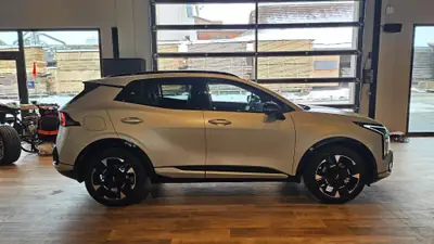Kia Sportage 1.6T-GDi PHEV GT-Line 4x4 — SUV rechargeable 2026, 20 km seulement — Thumbnail 7