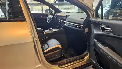 Kia Sportage 1.6T-GDi PHEV GT-Line 4x4 — SUV rechargeable 2026, 20 km seulement — Thumbnail 18