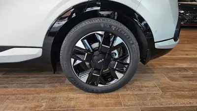 Kia Sportage 1.6T-GDi PHEV GT-Line 4x4 — SUV rechargeable 2026, 20 km seulement — Thumbnail 17