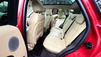 Range Rover Evoque 2.2 TD4 Dynamic — SUV compact premium, diesel économe et sûr — Miniatur 7