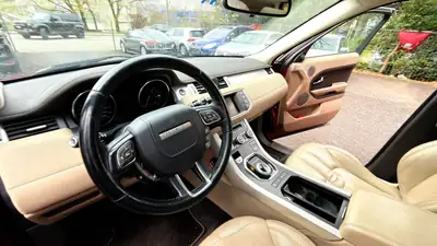 Range Rover Evoque 2.2 TD4 Dynamic — SUV compact premium, diesel économe et sûr — Miniatur 10