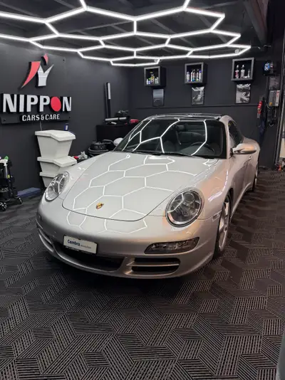 Porsche 911 Carrera 4 Targa — Cabriolet légendaire 2006, 325 ch, entretien premium — side view