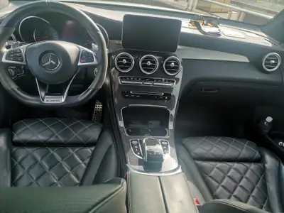 Mercedes-Benz GLC 43 AMG 4Matic — Performance et élégance, équipement complet — Detail