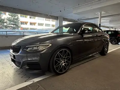 BMW M235i — Coupé sportif haute performance, état impeccable et légèrement abaissé — Miniature 8