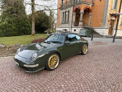 Porsche 911 Targa 1997 — Roadster iconique vert British Racing, châssis neuf — vue extérieure