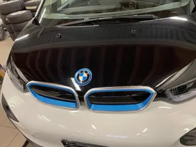 BMW i3s (94Ah) Range Extender — Électrique avec moteur thermique de secours, design urbain primé — detail