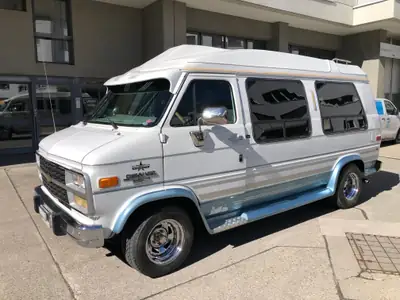 Chevrolet G-Van G 20 — Monospace américain authentique, révision fraîche — vista esterna