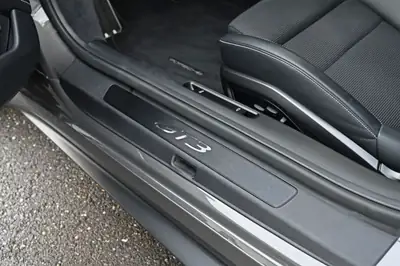 Porsche 911 GT3 Touring PDK — Sportive légendaire, 19 500 km seulement — Thumbnail 17