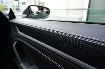 Porsche 911 GT3 Touring PDK — Sportive légendaire, 19 500 km seulement — Thumbnail 27