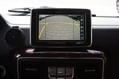 Mercedes-Benz G 500 — Le SUV légendaire avec 421 ch, toit panoramique et technologie premium — Miniatur 14