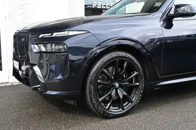 BMW X7 xDrive M60i — SUV 7 places premium, V8 530 ch, 50'000 km — dashboard