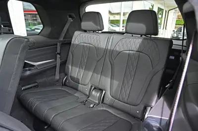 BMW X7 xDrive M60i — SUV 7 places premium, V8 530 ch, 50'000 km — Thumbnail 23