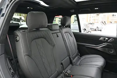 BMW X7 xDrive M60i — SUV 7 places premium, V8 530 ch, 50'000 km — Thumbnail 28