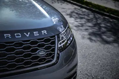 Range Rover Velar D 300 S — SUV premium diesel, 126'900 km, transmission automatique — Miniature 7