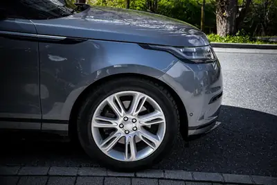 Range Rover Velar D 300 S — SUV premium diesel, 126'900 km, transmission automatique — Miniature 8
