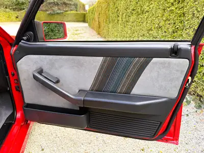 Lancia Delta HF Integrale ABS — La légende italienne aux 177 ch, 211'000 km — Miniature 10