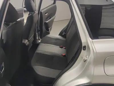 Suzuki Vitara 1.4 T Compact Top Hybrid 4x4 — SUV compact hybride, première main, très faible kilométrage — Thumbnail 8