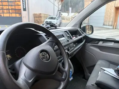 VW T6 2.0 TDI 4Motion — Utilitaire robuste, traction intégrale et faible kilométrage — arrière