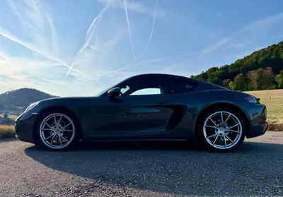 Porsche 718 Cayman 2.0 PDK — Coupé sportif 300 ch, première main, 58 000 km — côté