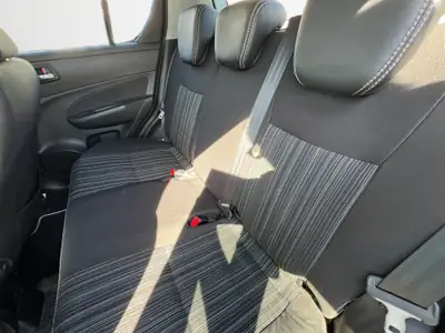 Suzuki Swift 1.2i Sergio Cellano 2014 — Citadine fiable, faible kilométrage et histoire entretenue — Miniature 12
