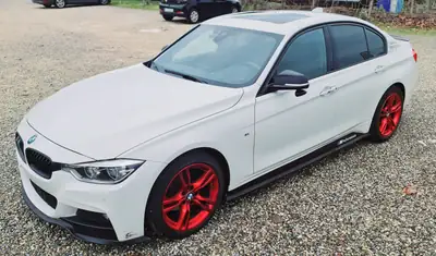 BMW 318d M Sport 2017 — Berline diesel affûtée, 91'000 km, sans sinistre — Seitenansicht